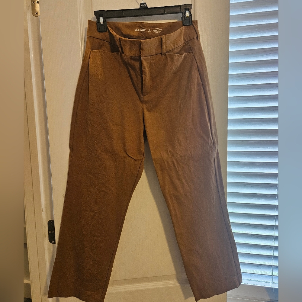 Old Navy Pixie Straight Pants